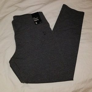 🤑 BOGO New York and Company cropped leggings